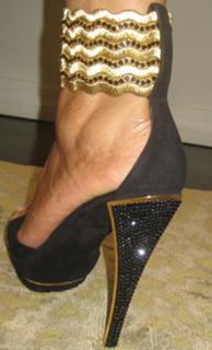 Evelyn Lozada feet photo thumbnail