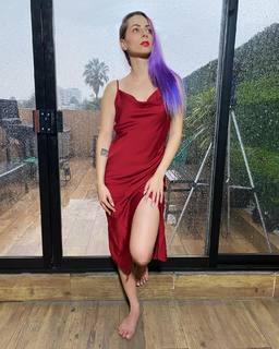 Yoseline Hoffman feet photo thumbnail