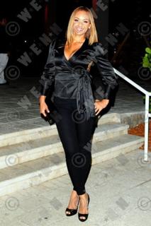 Evelyn Lozada feet photo thumbnail