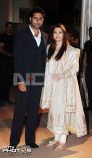 Aishwarya Rai Bachchan feet photo thumbnail