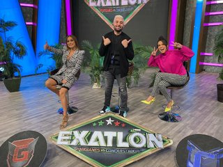 Cynthia Rodríguez feet photo thumbnail