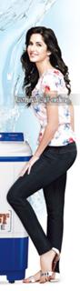 Katrina Kaif feet photo thumbnail