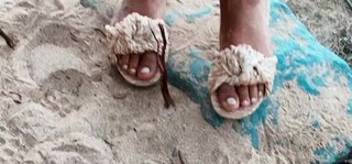 Giovanna Lancellotti feet photo thumbnail