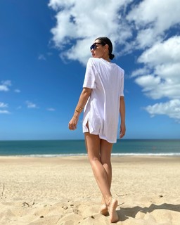 Carolina Ardohain feet photo thumbnail
