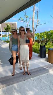 Vera Brezhneva feet photo thumbnail