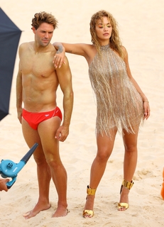 Rita Ora feet photo thumbnail