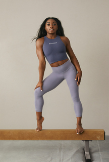 Simone Biles feet photo thumbnail