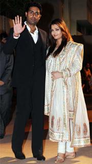 Aishwarya Rai Bachchan feet photo thumbnail