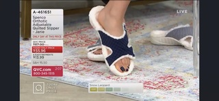 Courtney Khondabi feet photo thumbnail