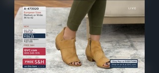 Courtney Khondabi feet photo thumbnail