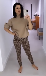 Katarzyna Cichopek feet photo thumbnail
