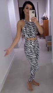 Katarzyna Cichopek feet photo thumbnail