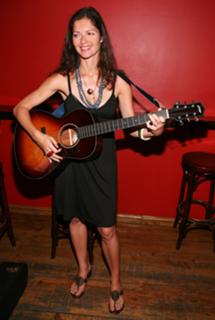 Jill Hennessy feet photo 2