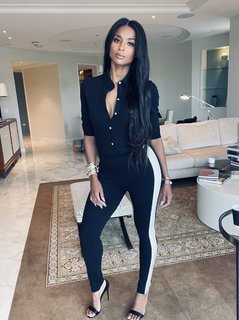 Ciara feet photo thumbnail