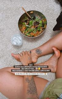 Kelly Key feet photo thumbnail