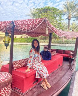 Lisa Snowdon feet photo thumbnail