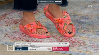Courtney Khondabi feet photo thumbnail