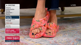 Courtney Khondabi feet photo thumbnail