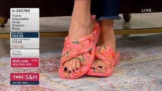 Courtney Khondabi feet photo thumbnail