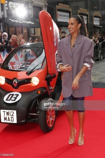 Alesha Dixon feet photo thumbnail
