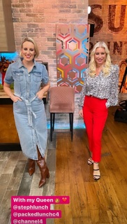 Denise Van Outen feet photo thumbnail