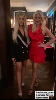 Denise Van Outen feet photo thumbnail