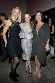 Jessica Chastain feet photo thumbnail