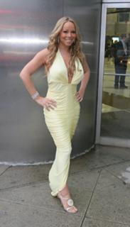 Mariah Carey feet photo thumbnail