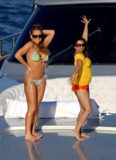 Mariah Carey feet photo thumbnail