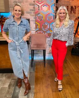 Denise Van Outen feet photo thumbnail