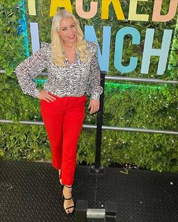 Denise Van Outen feet photo thumbnail