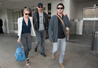 LeAnn Rimes feet photo thumbnail
