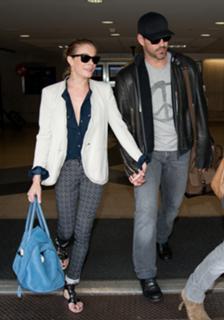 LeAnn Rimes feet photo thumbnail