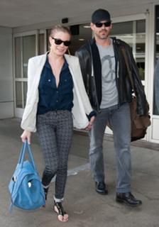 LeAnn Rimes feet photo thumbnail