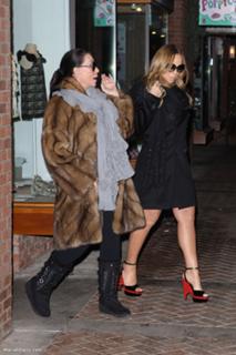 Mariah Carey feet photo thumbnail