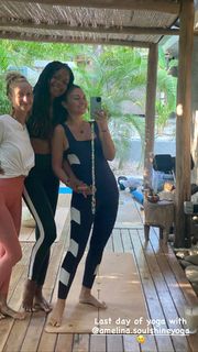 Naomie Harris feet photo thumbnail