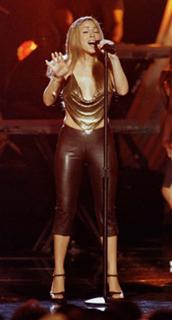 Mariah Carey feet photo thumbnail