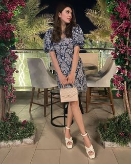 Hansika Motwani feet photo thumbnail