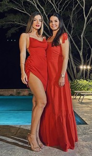 Giovanna Lancellotti feet photo thumbnail