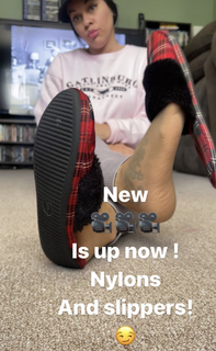 Deedee Rican feet photo thumbnail
