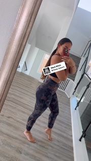 Evelyn Lozada feet photo thumbnail