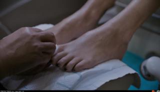Charlize Theron feet photo thumbnail