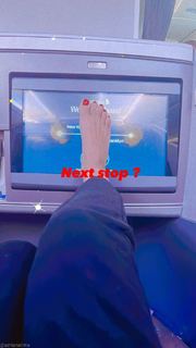 Adriana Lima feet photo thumbnail
