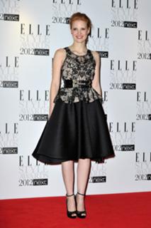 Jessica Chastain feet photo thumbnail