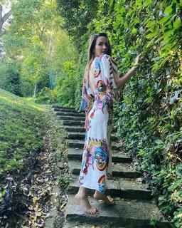 Natalia Oreiro feet photo thumbnail