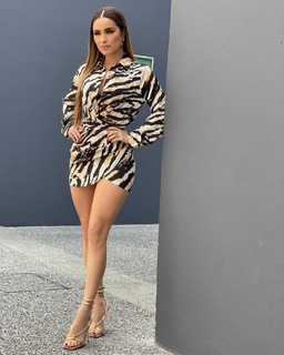 Cynthia Rodríguez feet photo thumbnail