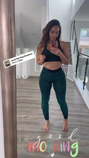 Evelyn Lozada feet photo thumbnail