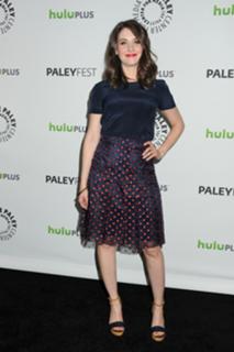 Alison Brie feet photo thumbnail