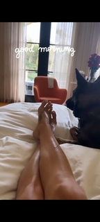 Brooke Burke feet photo thumbnail