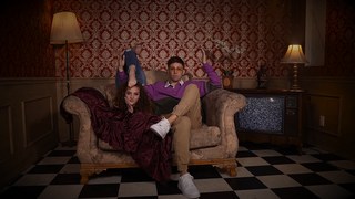 Sofie Dossi feet photo thumbnail